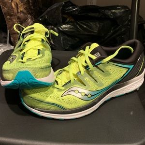 Saucony Men’s Guide ISO 2 Road Running Shoes